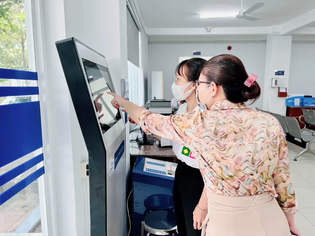 Tại sao chuyển đổi số lại "tất yếu" với hành chính công?